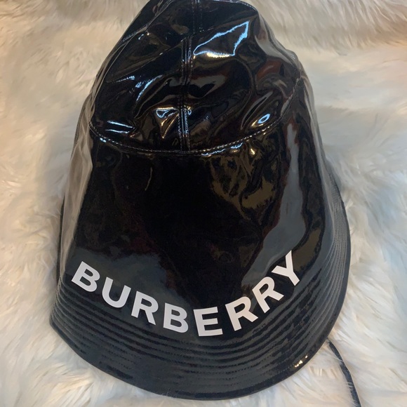 Authentic $690 Burberry Vinyl Printed Rain Hat - Picture 5 of 9